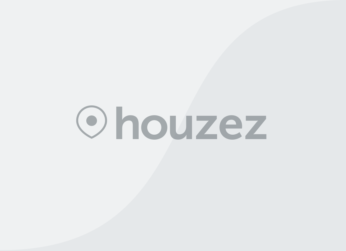 Garage Hinton Wood Road